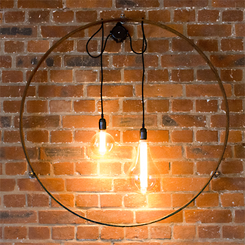 Hofcafe Volker Lampen Mauerwerk