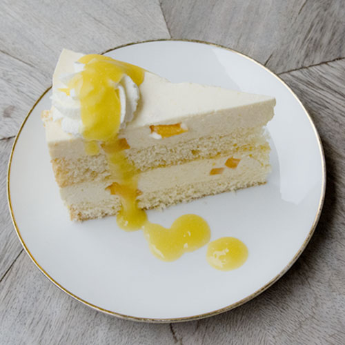 Hofcafe Volker Torten Pfirsichmaracujatorte